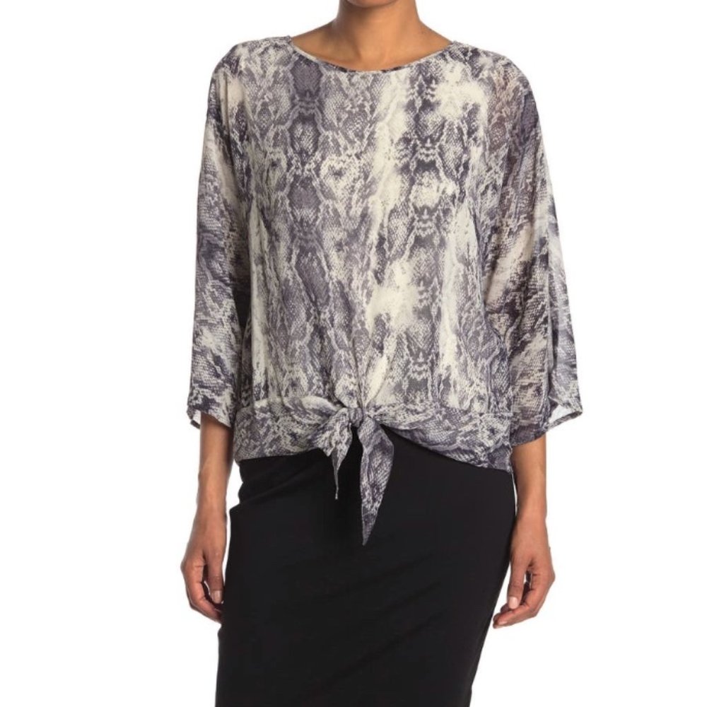 Vince Camuto NWT Snakeskin Print Tie Front Blouse, XS